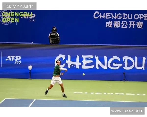 成都网球队与上海网球队赛后复盘分析比赛节奏与战术对比