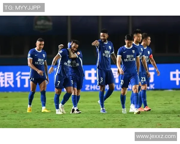 武汉足球队在联合会杯积分榜中以91分稳居第一名展现强大实力