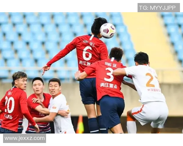 重庆篮球队与武汉篮球队赛后复盘分析比赛节奏与关键时刻表现 重庆篮球队与武汉篮球队赛后复盘分析比赛节奏与关键时刻表现